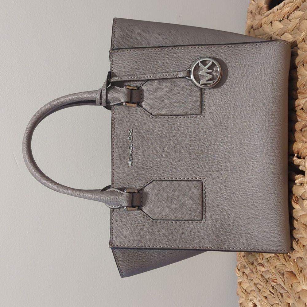 Michael Kors Selby Crossbody Bag